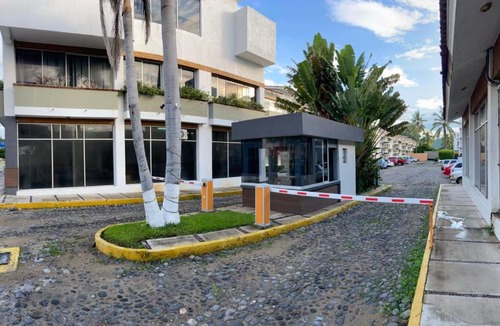 Manzanillo Apartment | Suite las palmas excelente depa con alberca