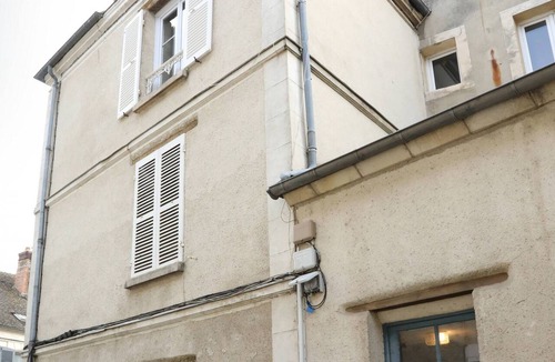 Senlis Apartment | Suite Lavarande
