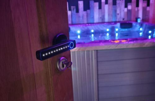 Montignies-sur-Sambre Hotel | Suite love Jacuzzi