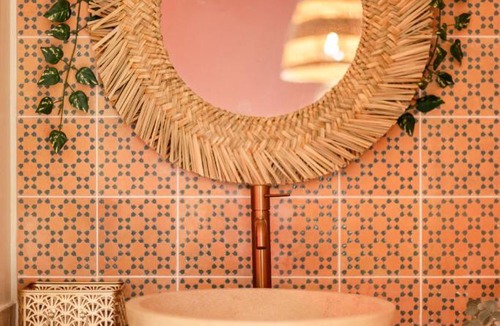 Auterive Apartment | Suite Marrakech avec jacuzzi privatif Love Room romantique proche Toulouse