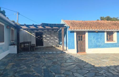 Santiago do Cacem Bed & Breakfast | Suite no campo