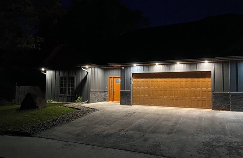Superior House | Suite on Banks Ave.