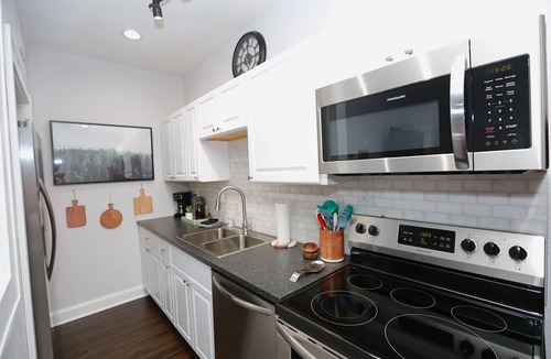 Courier City - Oscawana Apartment | Suite Oxford - Casablanca of Hyde Park