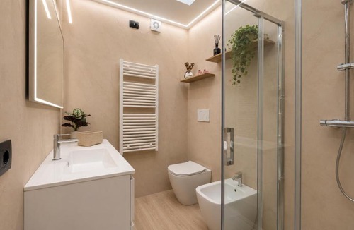 Montegrotto Terme Apartment | Suite Panorama Terme - WiFi Veloce - Free Parking