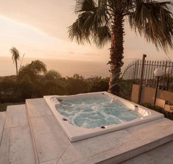 Pizzo House | Suite Pizzo jacuzzi rooms