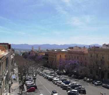 Historic Castle District Apartment | Suite Relax