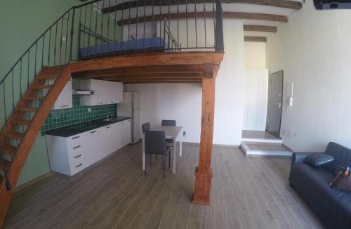 Historic Castle District Apartment | Suite Relax