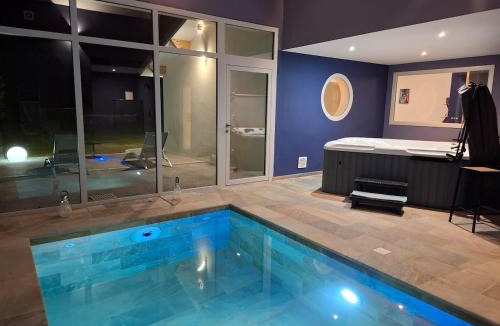 Saint-Romans Apartment | Suite Romantique