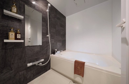 Minamisenba Apartment | Suite Room 2/Osaka Ōsaka
