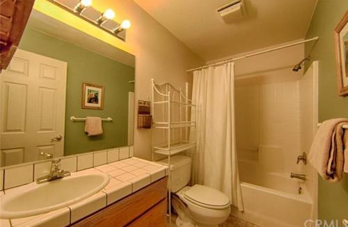 Yosemite West Apartment | Suite Sunshine A