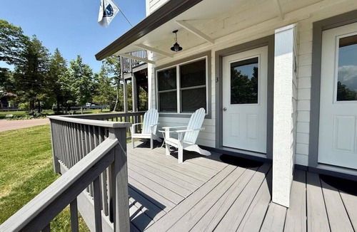 Madeline Island Apartment | Suite Three at La Pointe Lodging
