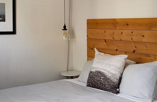 Long Beach Hotel | Suite w/Kitchenette at Boardwalk Cottages, Pet-friendly Property, Free Parking