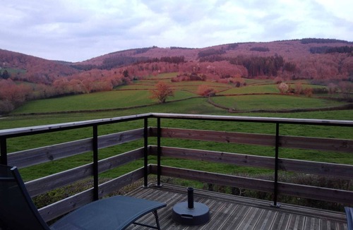 Brion Bed & Breakfast | Suite with a panoramic terrace, 10 minutes from Autun, in the heart of Morvan Park
