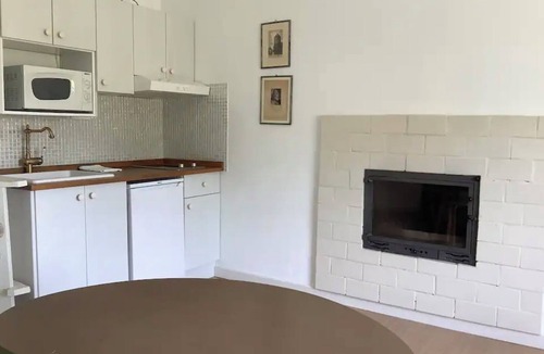 El Pozo de los Frailes Apartment | Suite with jacuzzi and fireplace for a romantic getaway in Natural Park