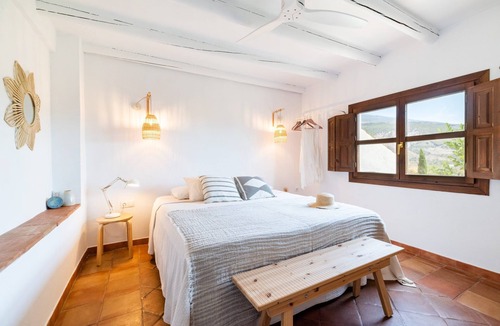 Niguelas Bed & Breakfast | Suite with kitchen and private terrace countryside