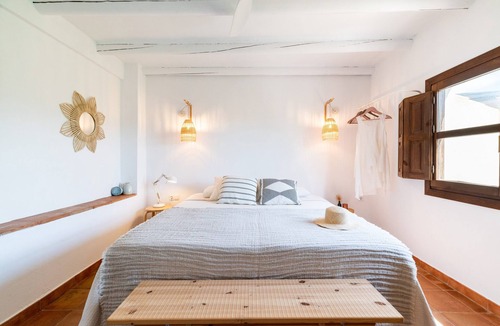Niguelas Bed & Breakfast | Suite with kitchen and private terrace countryside