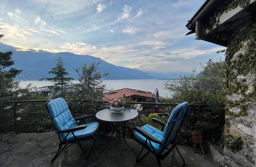 Bellano House | suitecastlelakeview 3