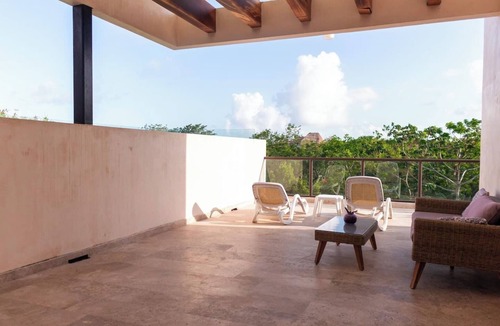 Soliman Bay Apartment | Suites By Santuario Apts