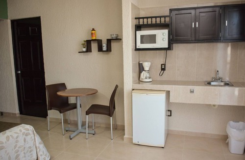 Centro - Supmza 001 Hotel | Suites Los Arcos