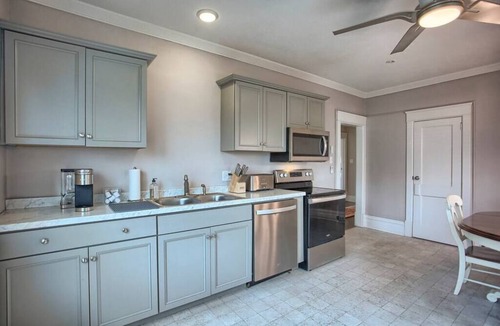 Harrisburg Apartment | Suites on Seneca - Beautiful 1 Bedroom Apartment