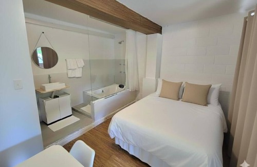 Itapecerica da Serra Bed & Breakfast | SUITES - Românticas na Natureza para Adultos