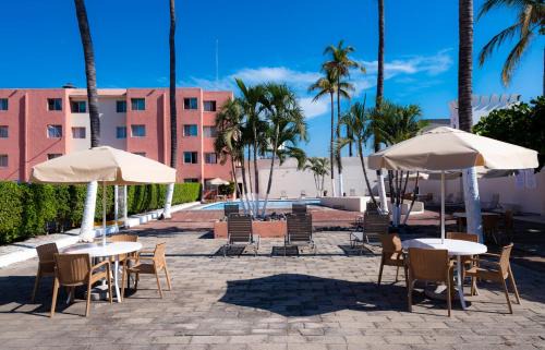 Manzanillo Hotel | Suites Santa Barbara