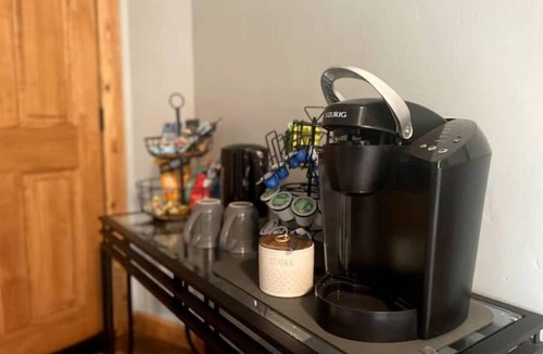 Downtown Anchorage Apartment | 'Suitest' Spot Downtown.