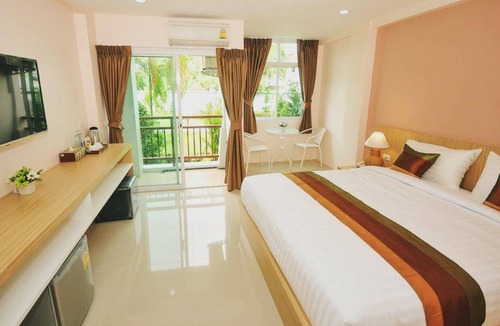 Nai Mueang Hotel | Sukkhamas Pirom Hotel