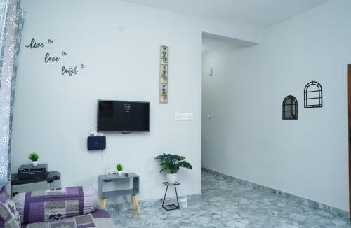 Adyar Apartment | Sukruthi service apartment 1bhk