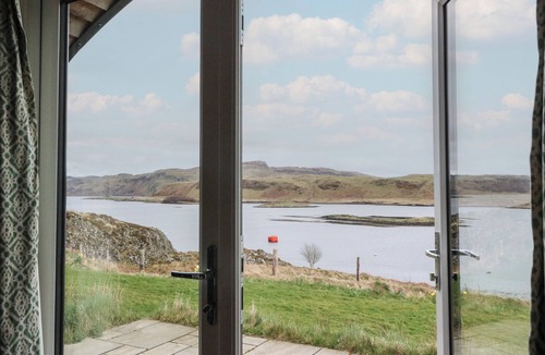 Isle of Luing Cottage | SULA, pet friendly, with a garden in Cullipool, Isle Of Luing