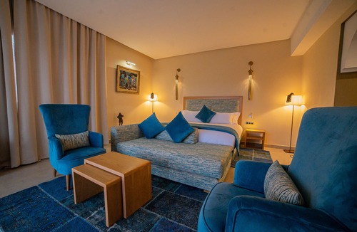 Oumnass Hotel | SUMAHAN SUITES & SPA