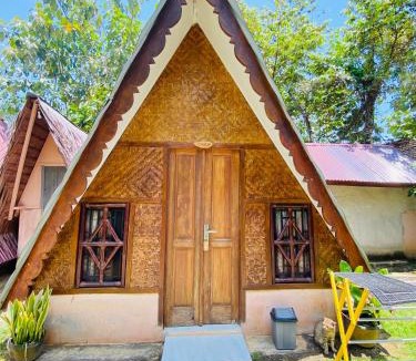 Bukit Lawang House | Sumatra Thomas Leaf Monkey Guesthouse & Jungle Trek