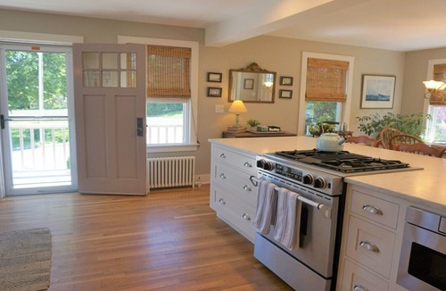 Groton Long Point House | Summer Beach Fun in a Exclusive beach community!