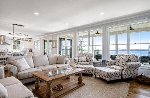 St Germain House | Summer Breeze
