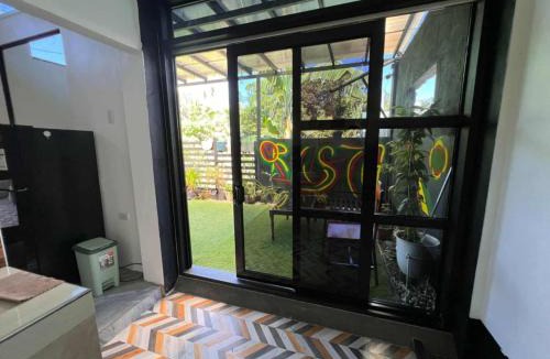 Digos City Hostel | Summer House