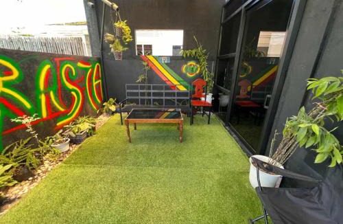 Digos City Hostel | Summer House