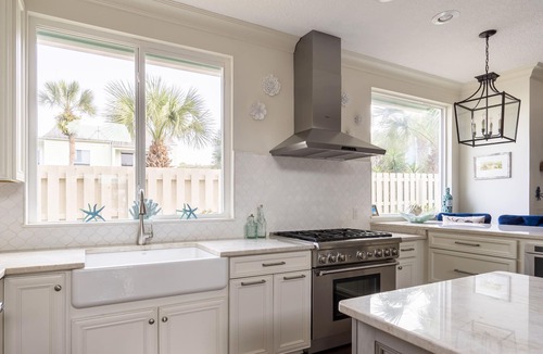 Butler Beach House | Summer Paradise! 200 yards from beach, near Downtown St.Augustine +