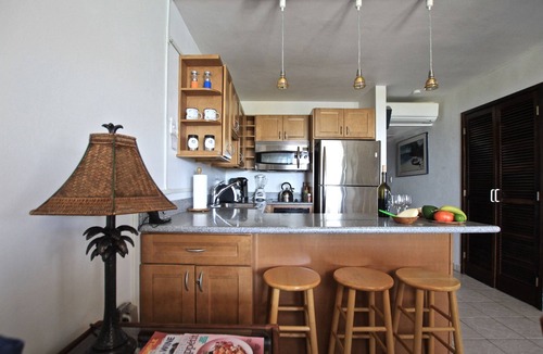 Red Hook Villa | Summer rates! Corner unit! B301