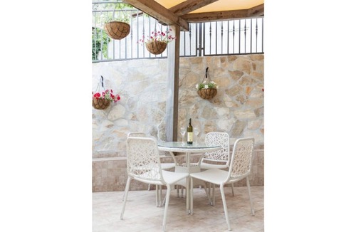 Donji Morinj House | Summer retreat, on sea side!