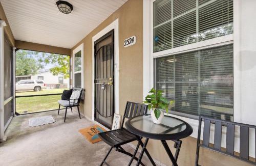 Grand Park House | Summer Special Save 10 percent this month Jax getaway!