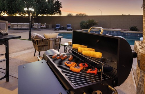 Kensington Grove House | Summer Staycation, World Cup & Wedding HQ: Perfect for AZ Athletic Grounds