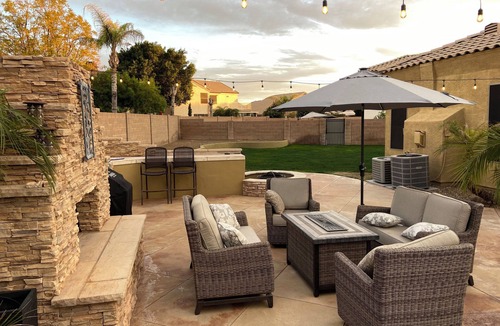 Adobe Highlands House | Summer Vacation Home, Swim up Bar, Water Fall, Outdoor Living, Centrally located