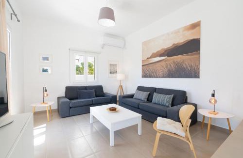 Adamas Villa | Summer Villa
