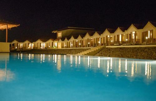 Sinnar Hotel | Summer Vines