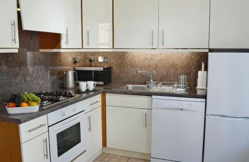 Moffat House | Summerlea Cottage