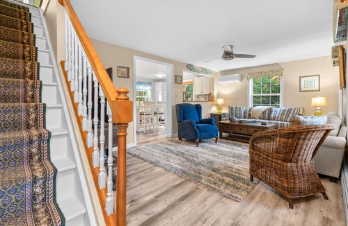 New Seabury House | Summersea – Charming 4 BDR in Golf Community, Steps to Ockway Bay