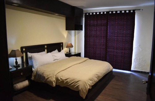 Changla Gali Hotel | Summit Hotel