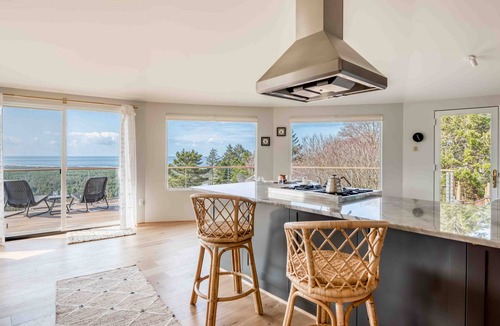 Pacific City House | Summit Lighthouse - Meredith Lodging, Ocean Views, Pacific City Hillside Haven