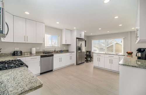 Summit House | Summit Rental - W 56th Street