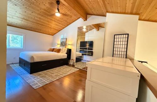 East Kootenay Hotel | Summit View Collection